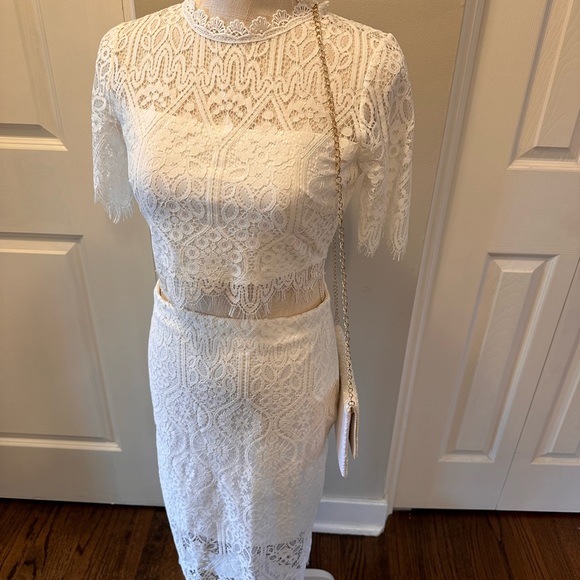 Lulus two piece bridal set - Picture 2 of 6